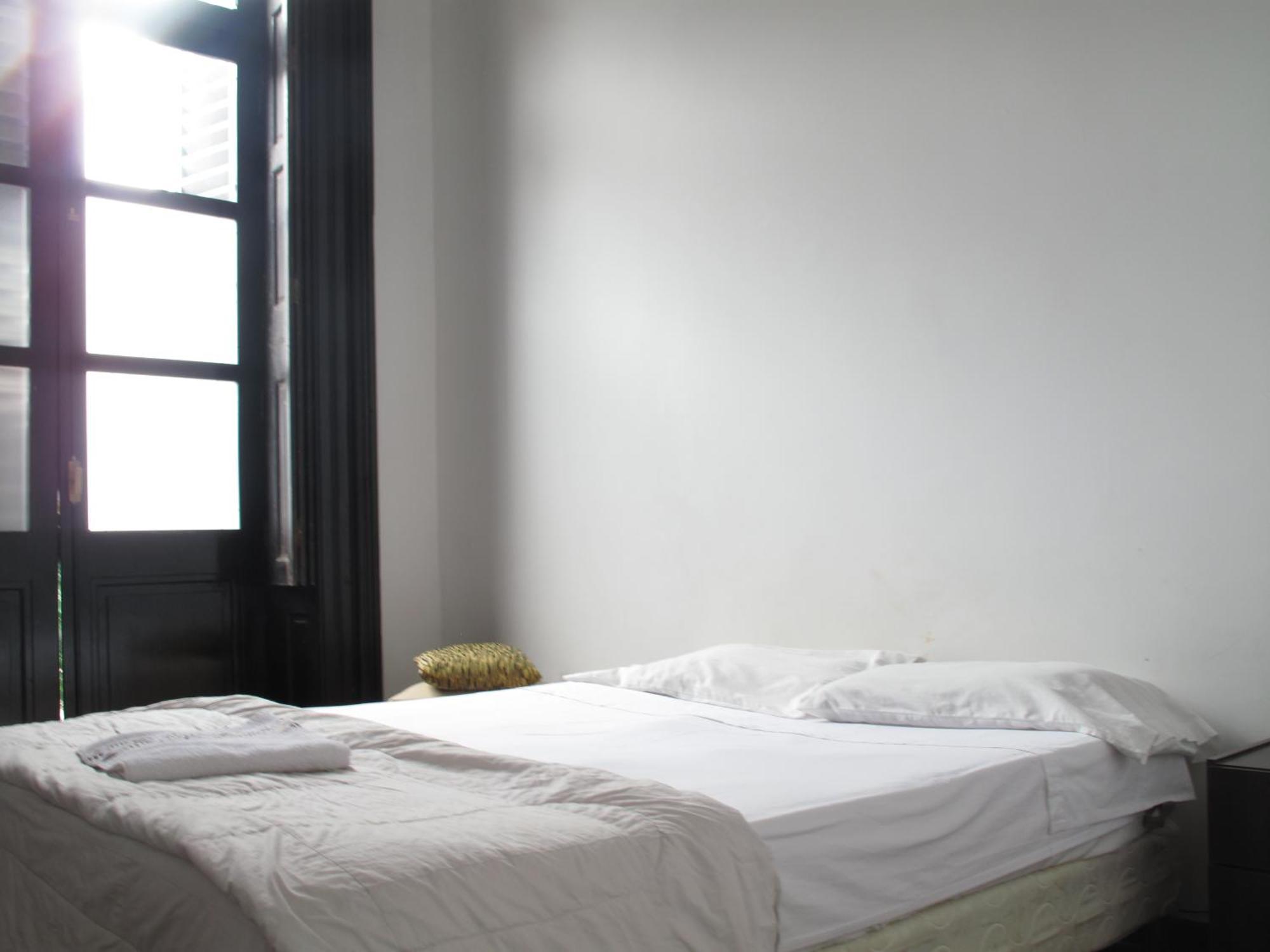 Montevideo Chic Hostel ห้อง รูปภาพ
