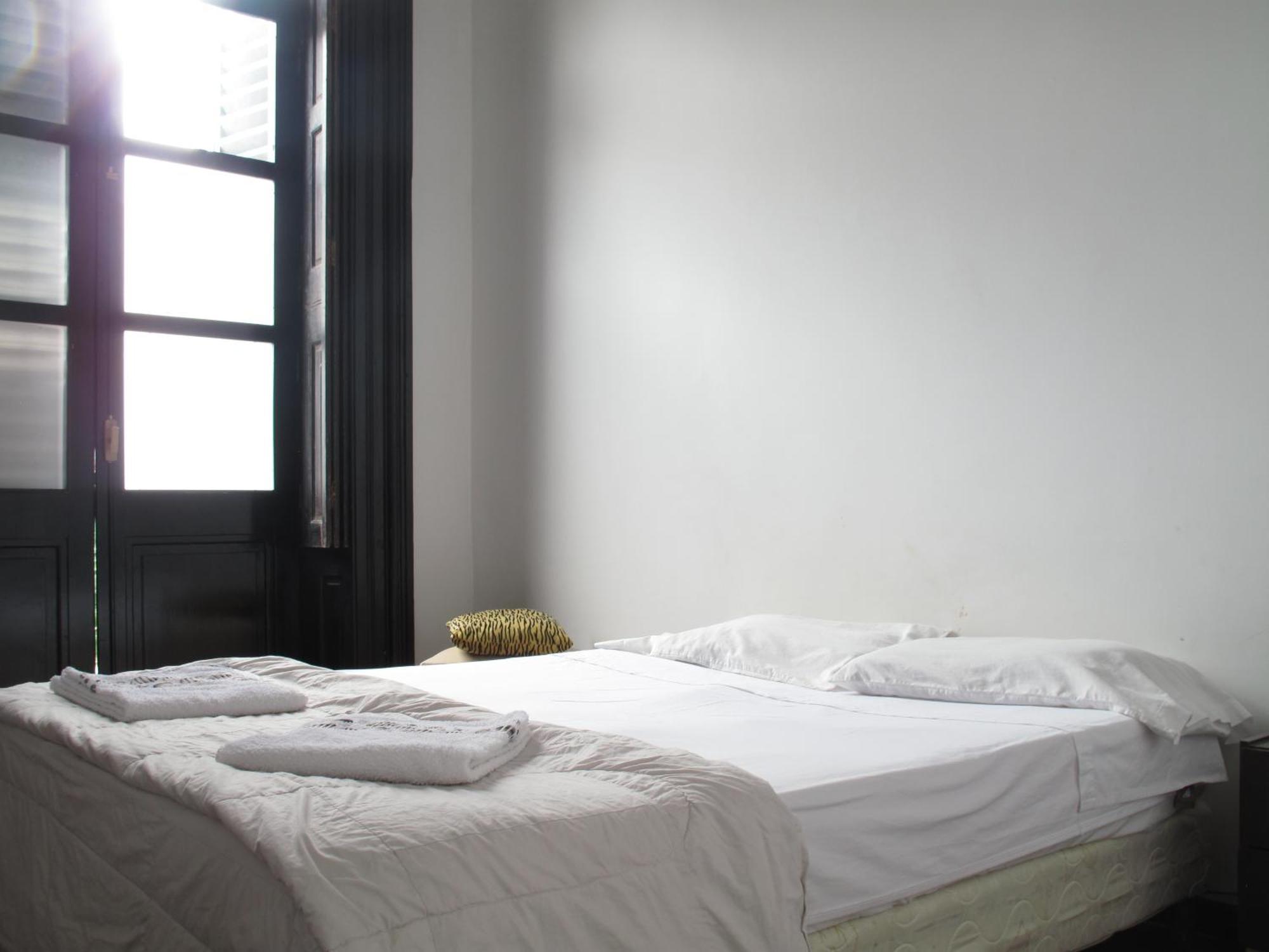 Montevideo Chic Hostel ห้อง รูปภาพ