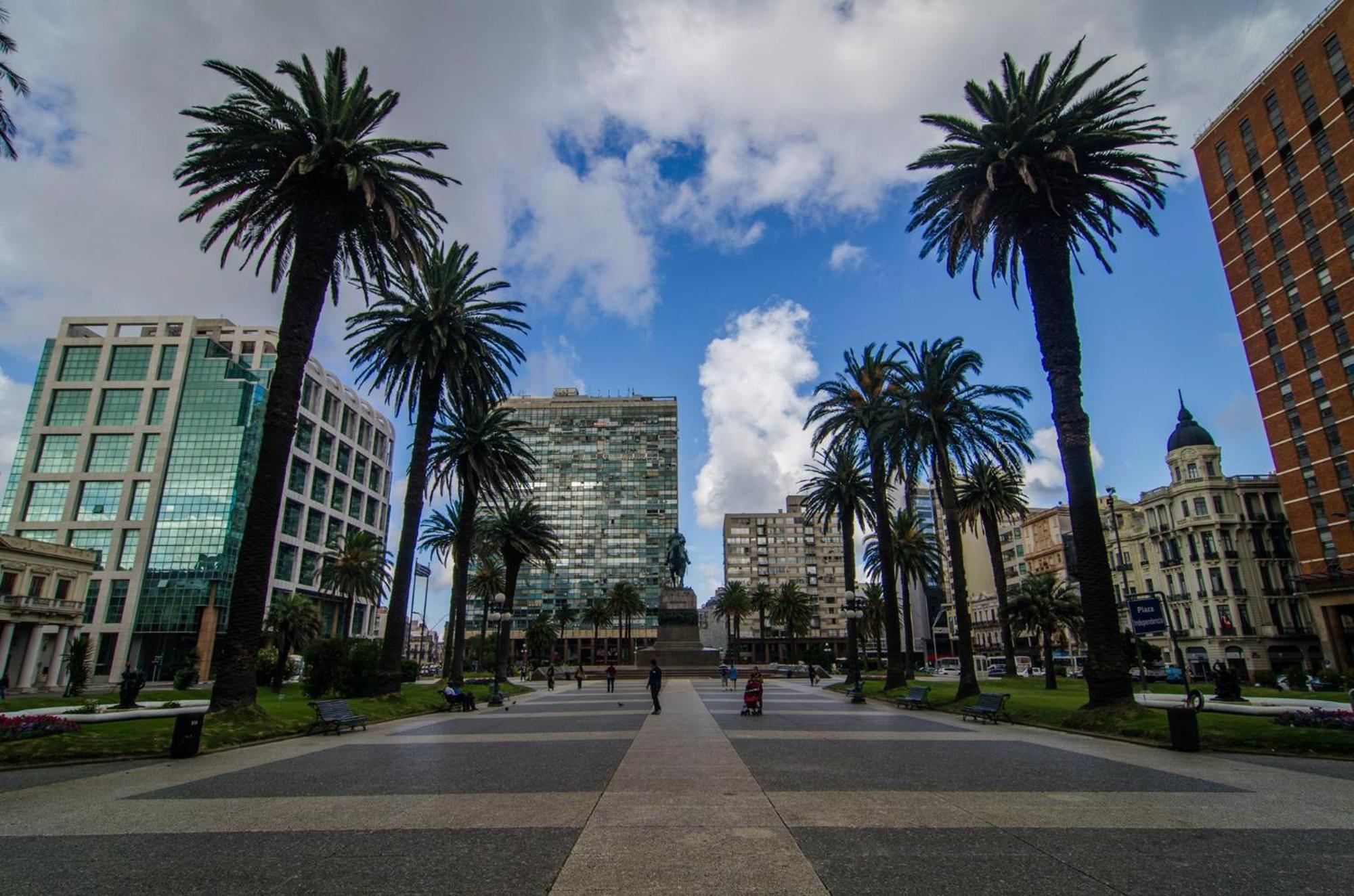 Montevideo Chic Hostel ภายนอก รูปภาพ