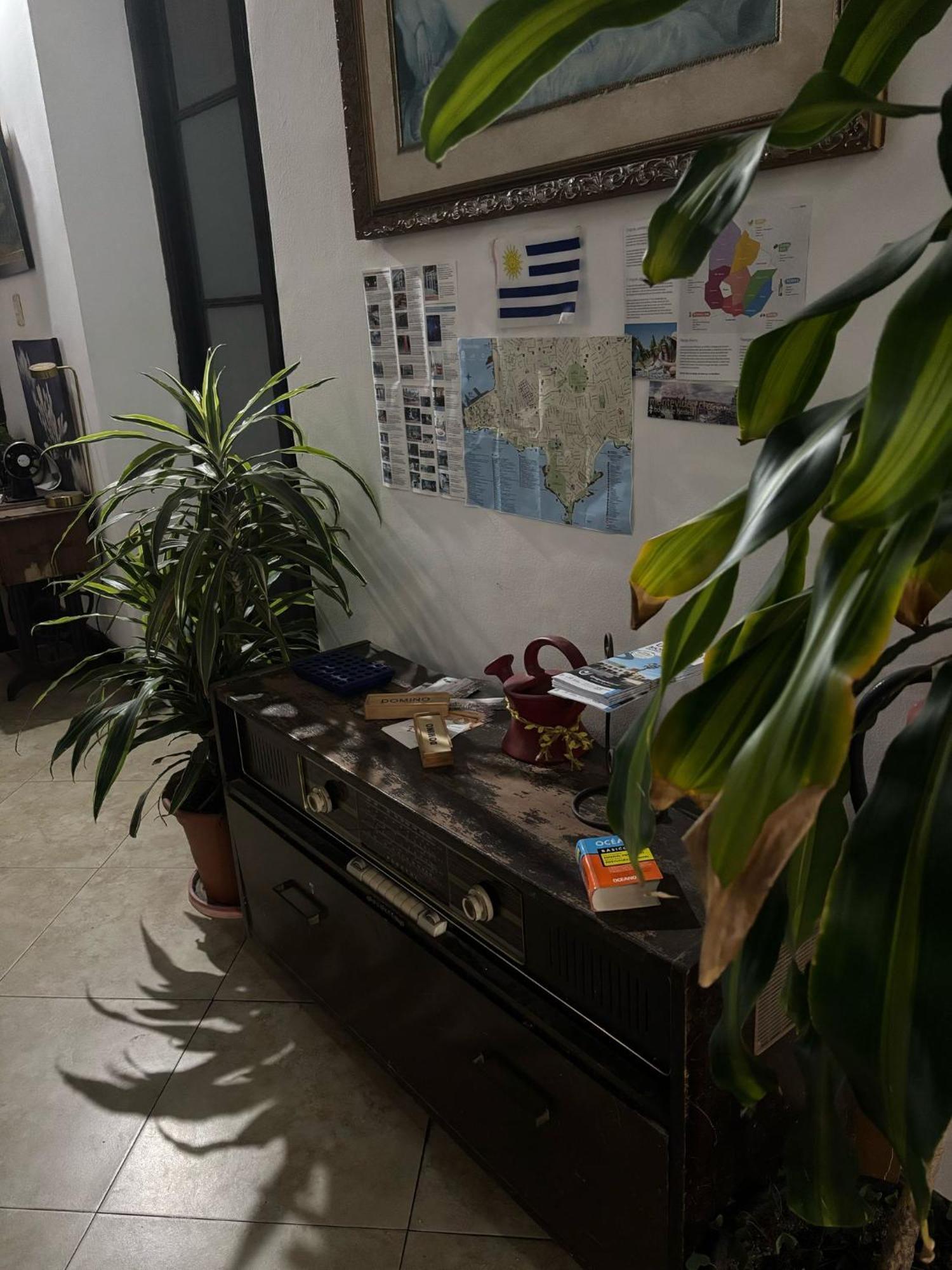Montevideo Chic Hostel ภายนอก รูปภาพ