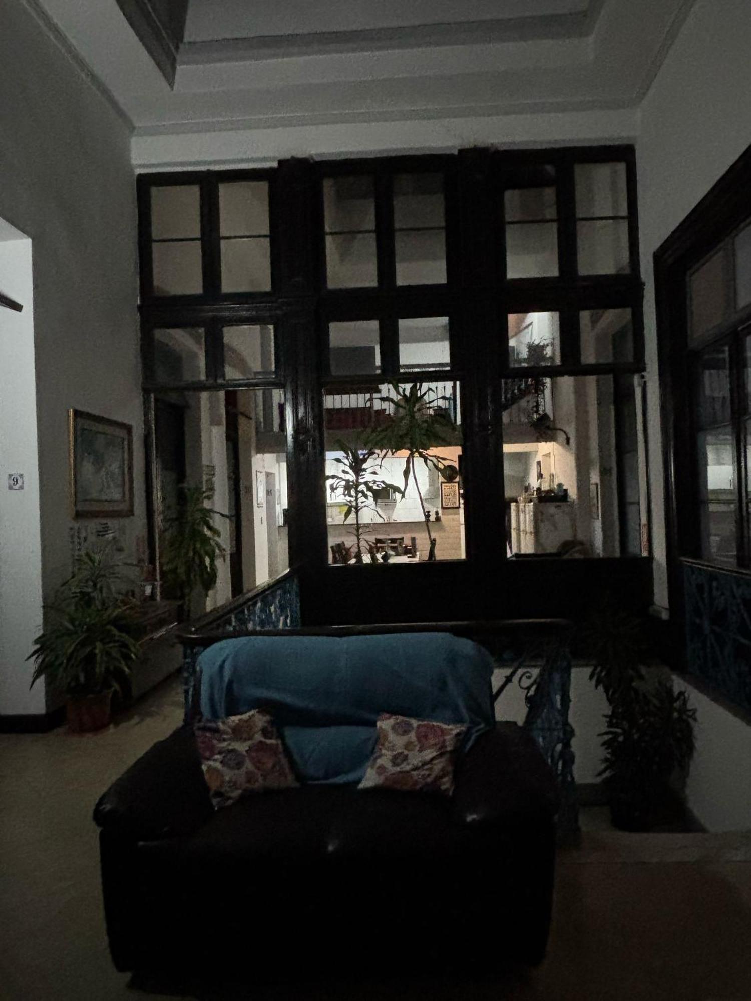 Montevideo Chic Hostel ภายนอก รูปภาพ